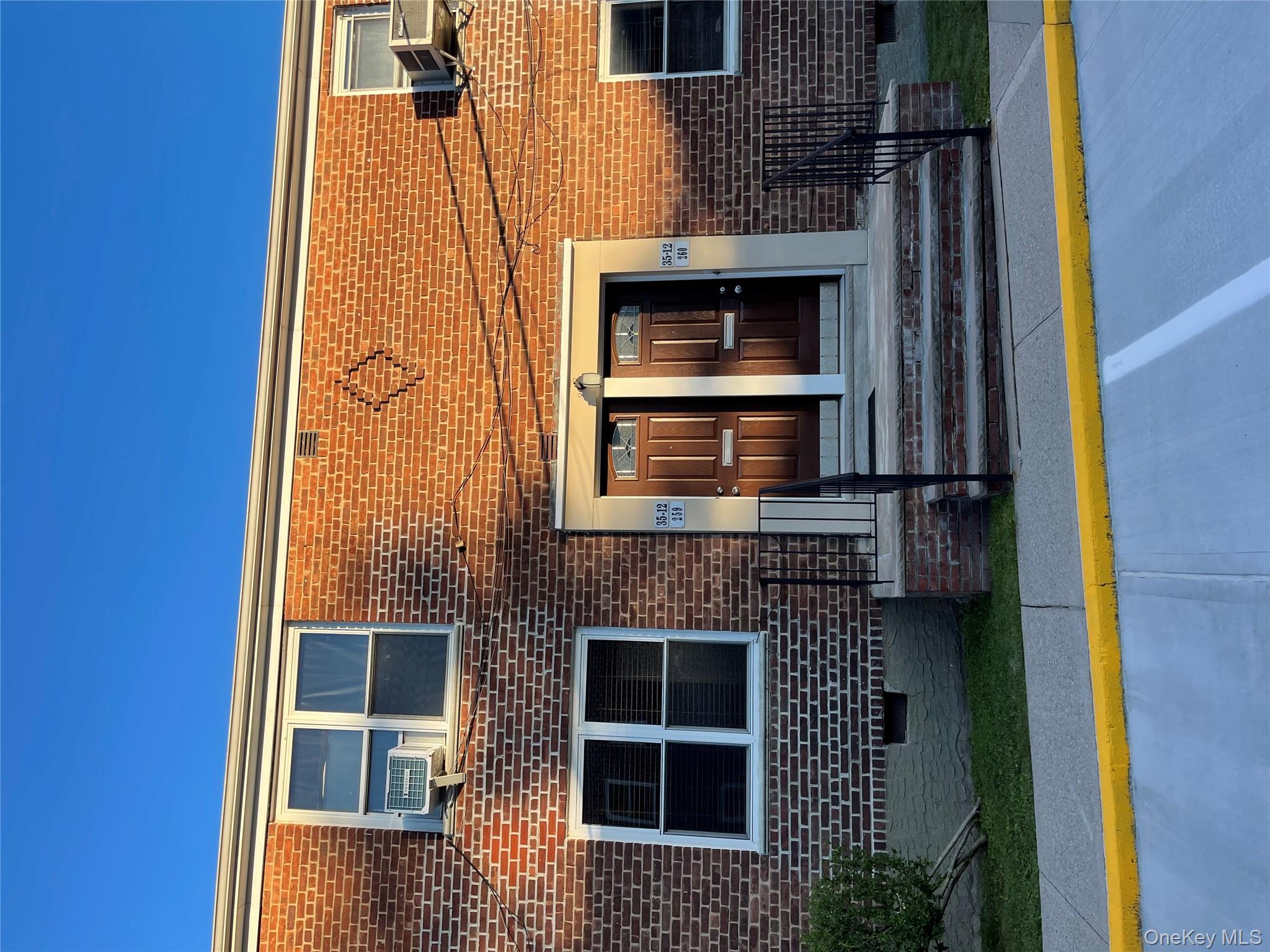 #10 photo, 35-12 205 St, クイーンズ区 Bayside , NY 11361