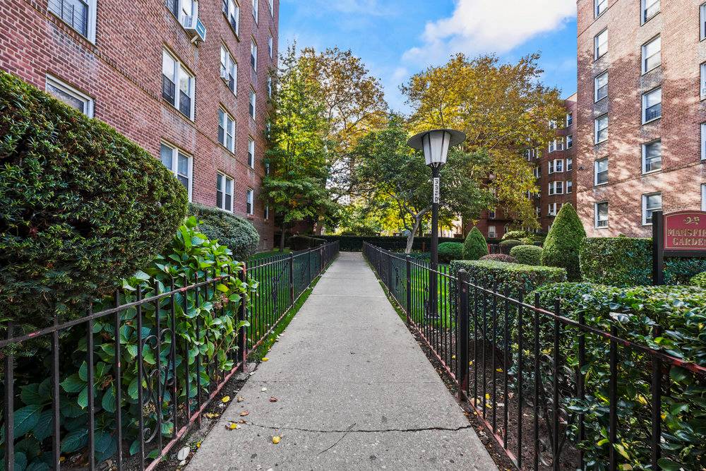 #10 photo, 3320 AVE H, #6P, Flatlands , NY 11210