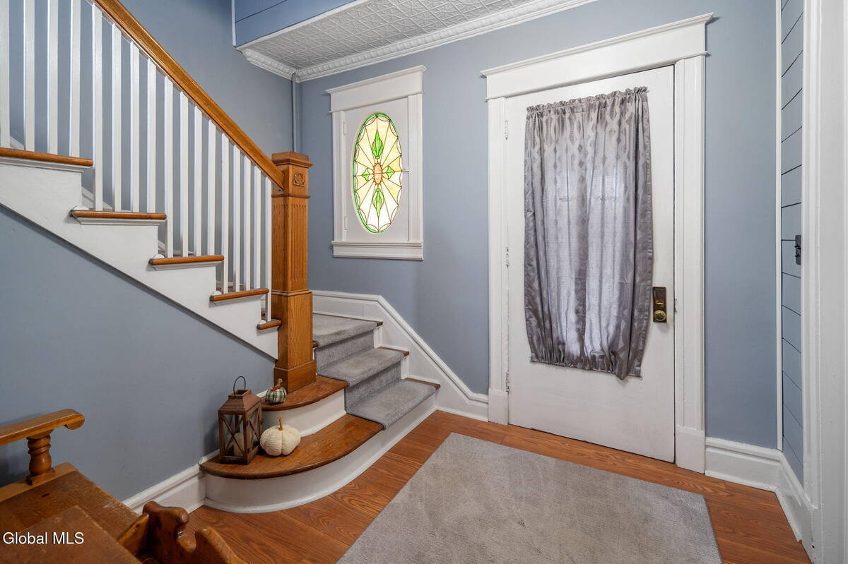 #20 photo, 160 3rd Street, Waterford , NY 12188