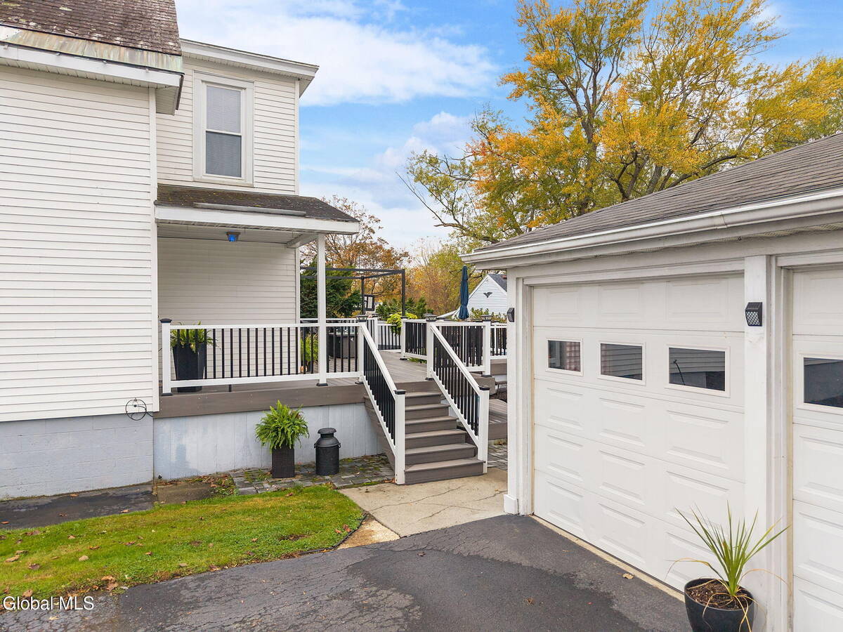 #44 photo, 160 3rd Street, Waterford , NY 12188