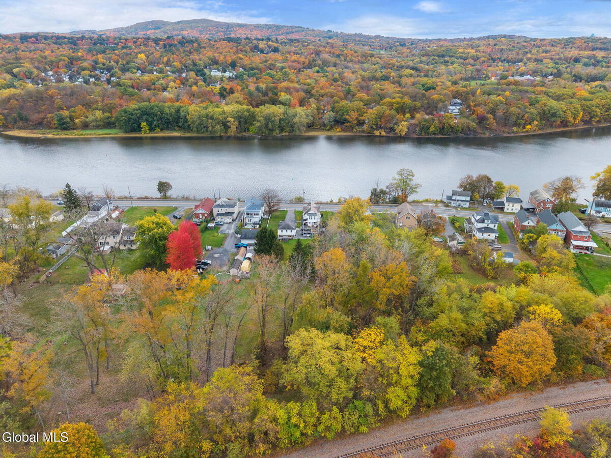 #59 photo, 160 3rd Street, Waterford , NY 12188