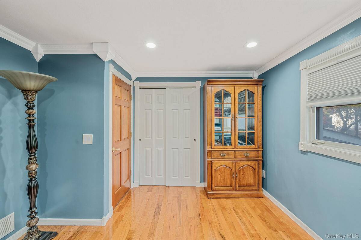 #21 photo, 1655 Stein Drive, Bay Shore , NY 11706