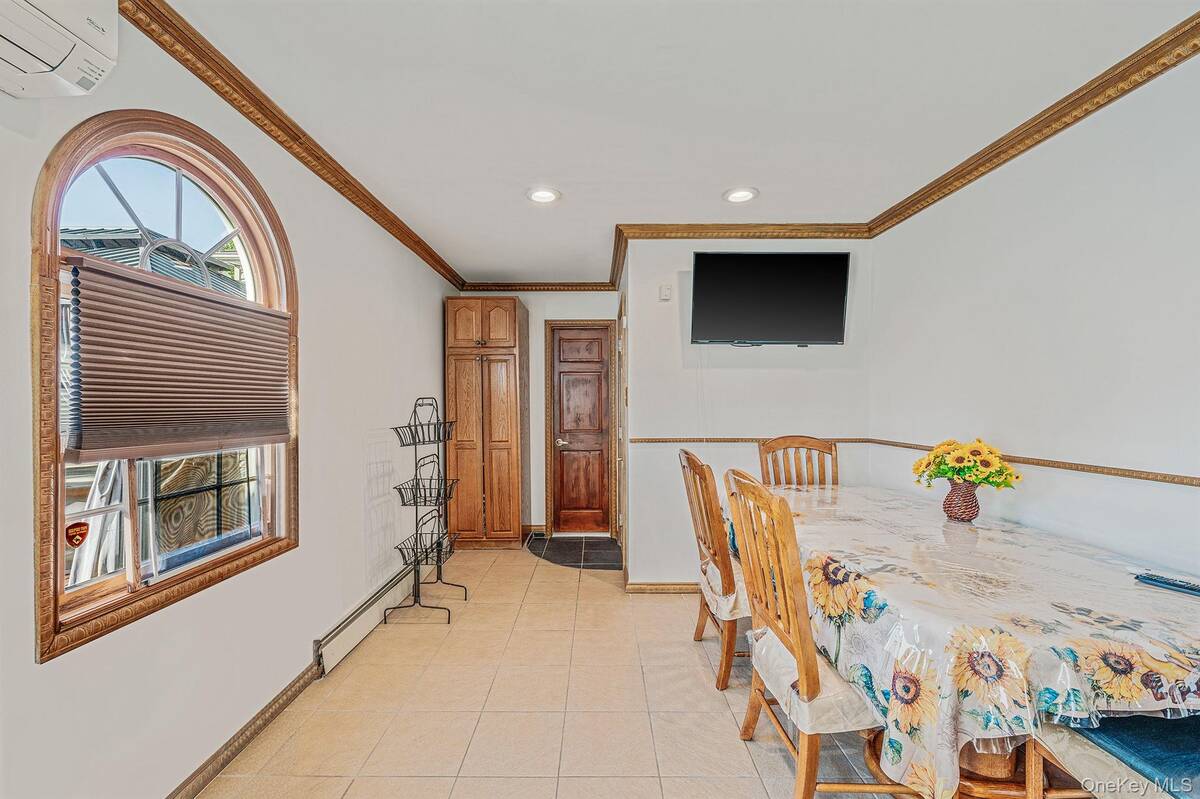 #29 photo, 1655 Stein Drive, Bay Shore , NY 11706