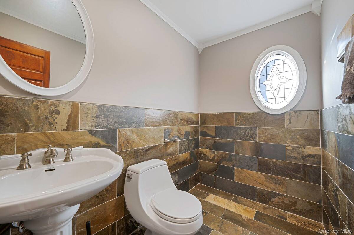 #34 photo, 1655 Stein Drive, Bay Shore , NY 11706