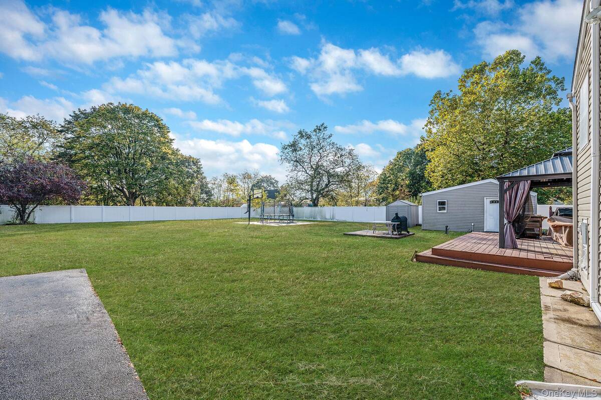 #4 photo, 1655 Stein Drive, Bay Shore , NY 11706