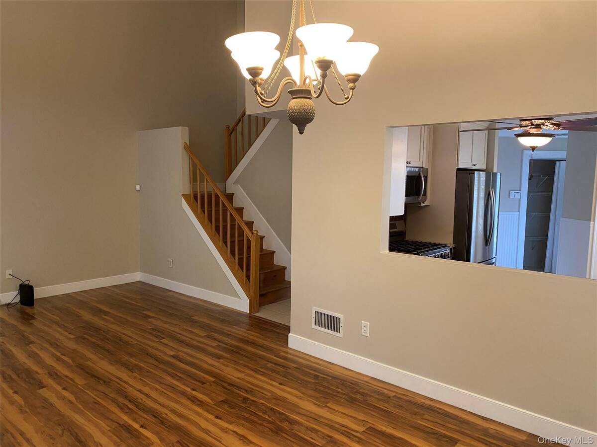 #11 photo, 17 Pidgeon Court, サフォーク郡 Manorville , NY 11949