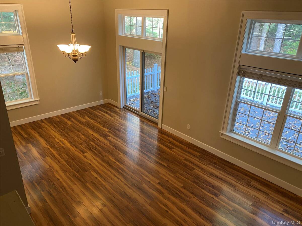 #12 photo, 17 Pidgeon Court, サフォーク郡 Manorville , NY 11949