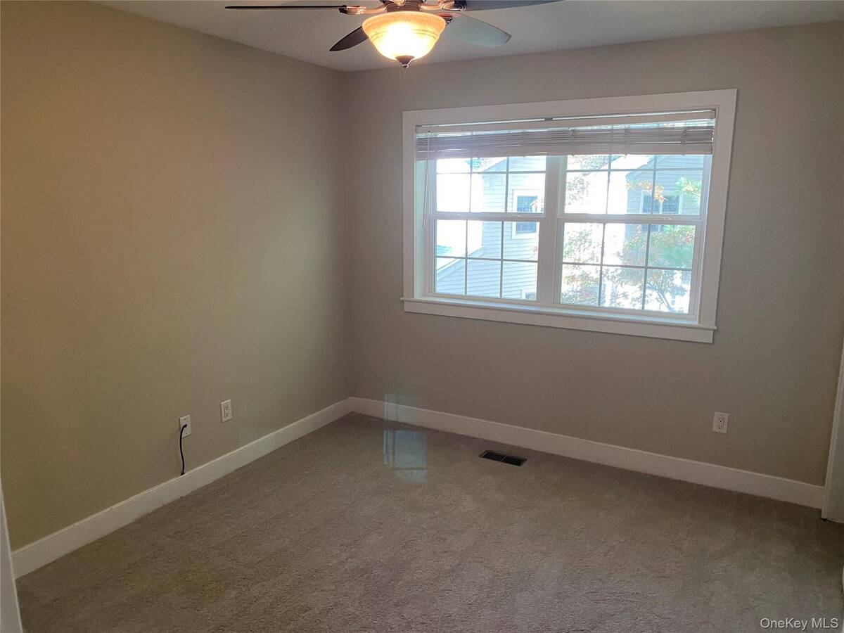 #19 photo, 17 Pidgeon Court, サフォーク郡 Manorville , NY 11949