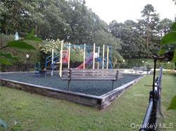 #28 photo, 17 Pidgeon Court, サフォーク郡 Manorville , NY 11949