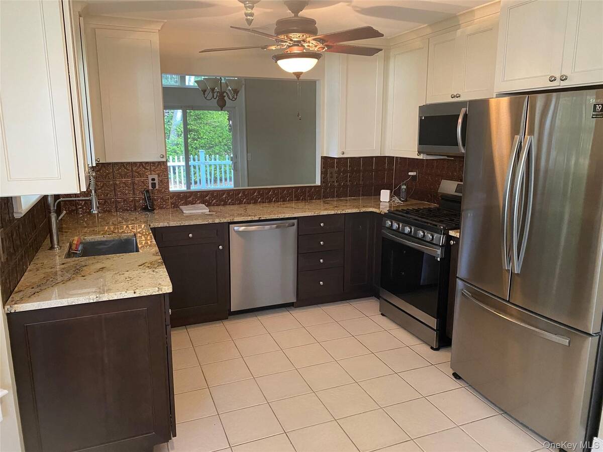 #7 photo, 17 Pidgeon Court, サフォーク郡 Manorville , NY 11949