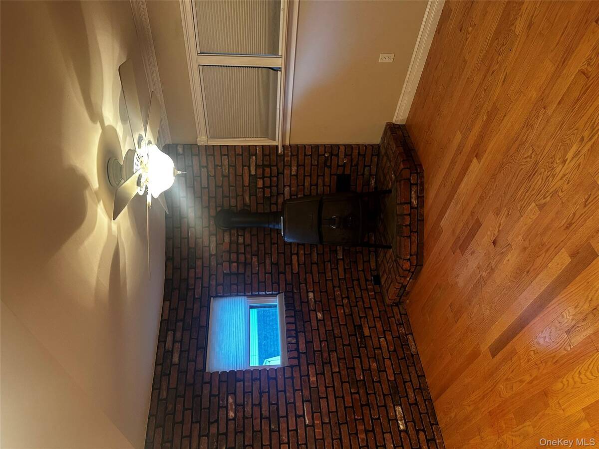 #9 photo, 30 Linden Lane, サフォーク郡 Farmingville , NY 11738