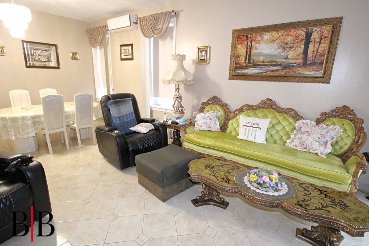 #6 photo, 1483 East 2 Street, Midwood , NY 11230