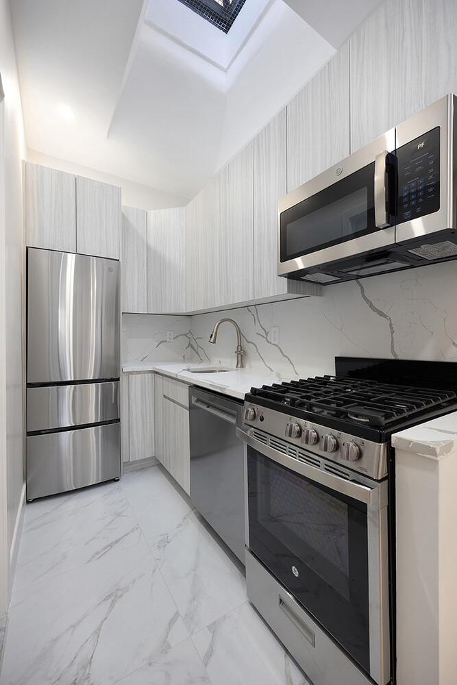 #5 photo, 6 W 71ST Street, マンハッタン Lincoln Square , NY 10023