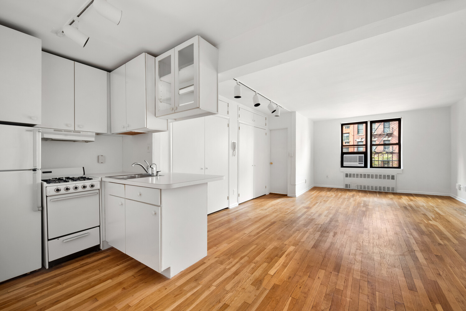 #6 photo, 1420 YORK Avenue, マンハッタン Lenox Hill , NY 10021