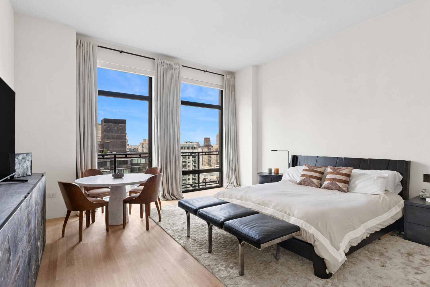 #6 photo, 15 CENTRAL Park W, マンハッタン Lincoln Square , NY 10023