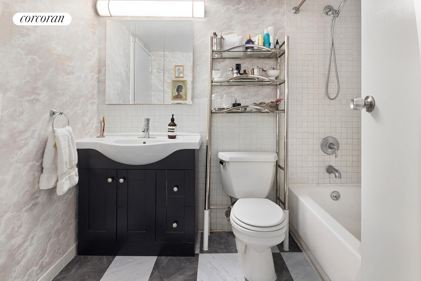 #7 photo, New York City, マンハッタン Upper West Side , NY 10023