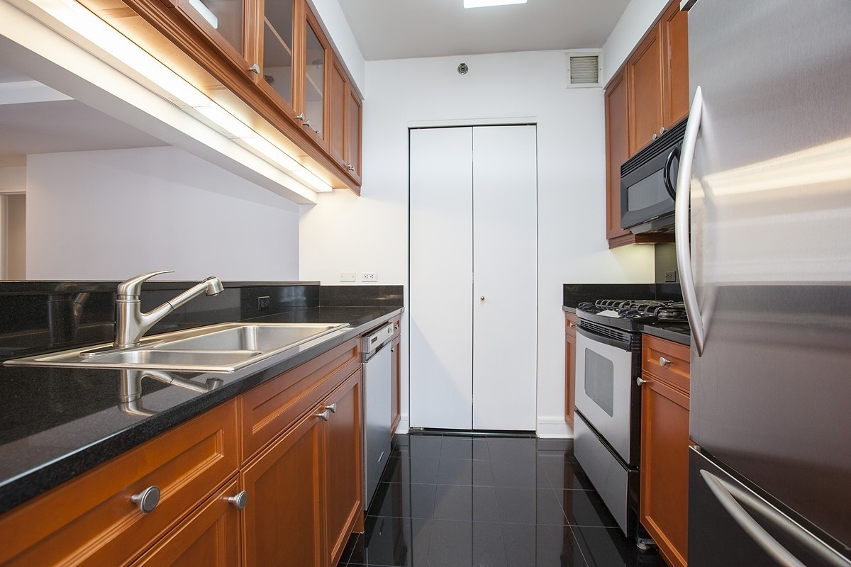 #6 photo, 220 Riverside Boulevard, マンハッタン Lincoln Square , NY 10069