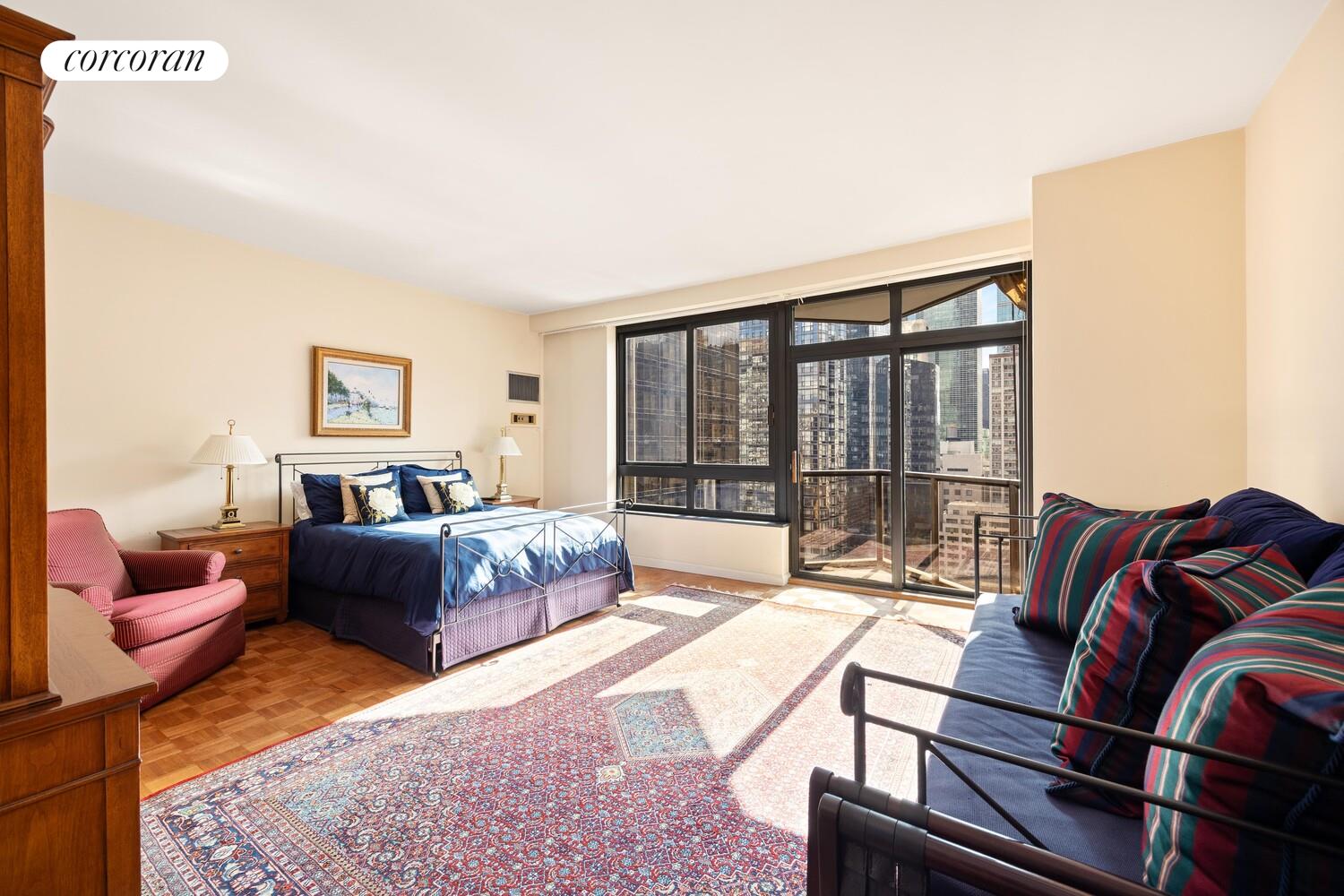 #6 photo, 100 UNITED NATIONS Plaza, マンハッタン Turtle Bay , NY 10017