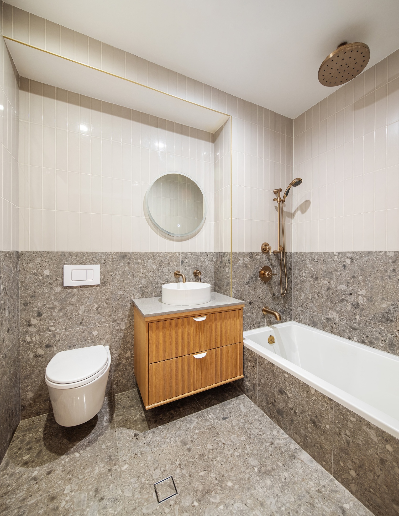 #7 photo, 20-48 Steinway Street, クイーンズ区 Steinway-Ditmars , NY 11105