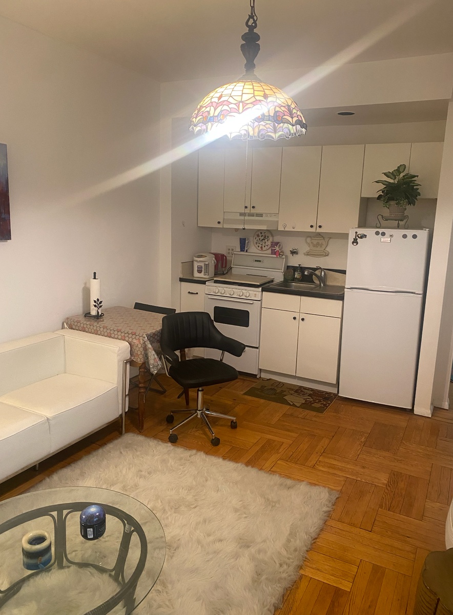 #3 photo, 7609 4th Avenue, ブルックリン区 Bay Ridge , NY 11209