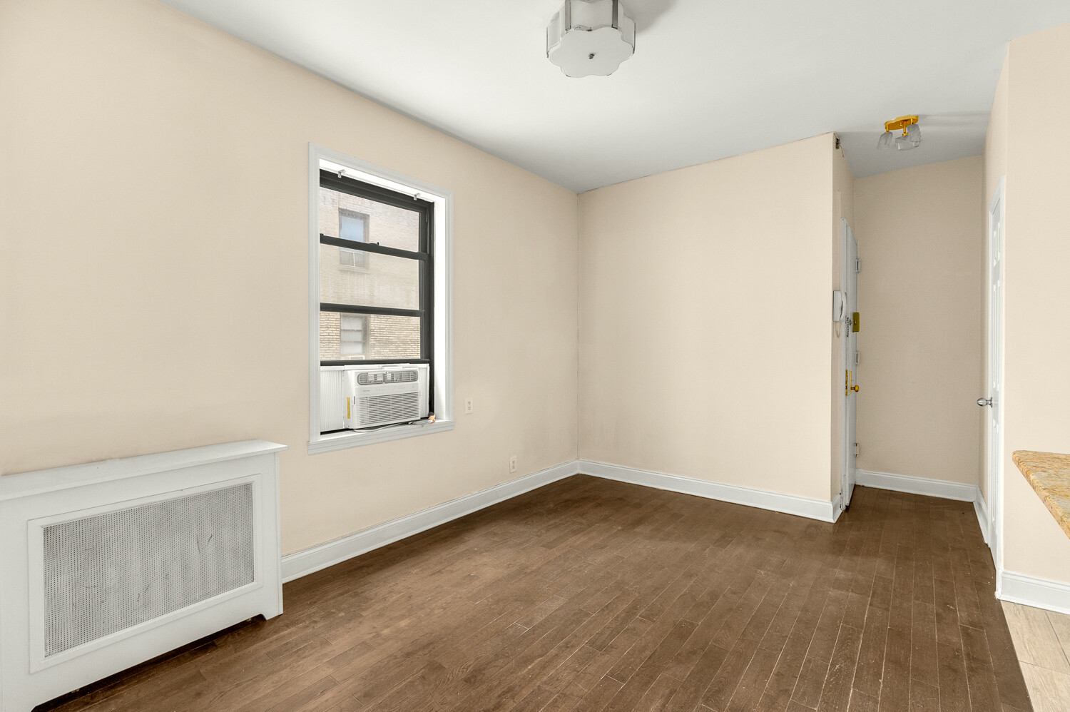 #6 photo, Ditmars Steinway, クイーンズ区 Ditmars Steinway , NY 11105