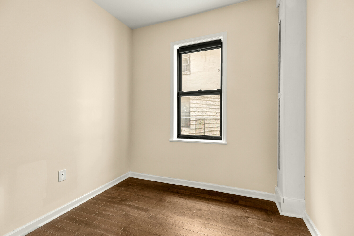 #9 photo, Ditmars Steinway, クイーンズ区 Ditmars Steinway , NY 11105