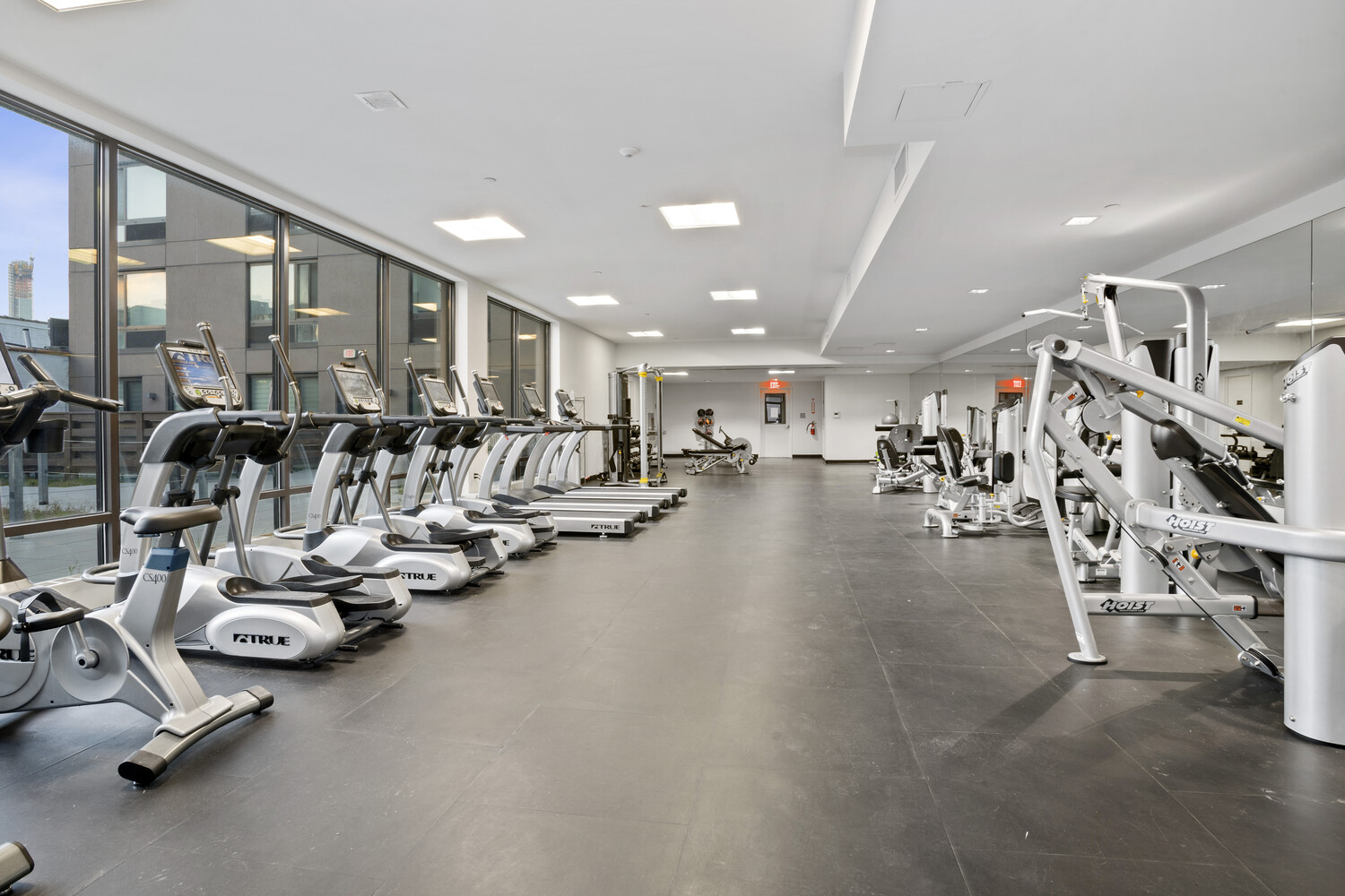 #7 photo, Hunters Point, Hunters Point , NY 11101