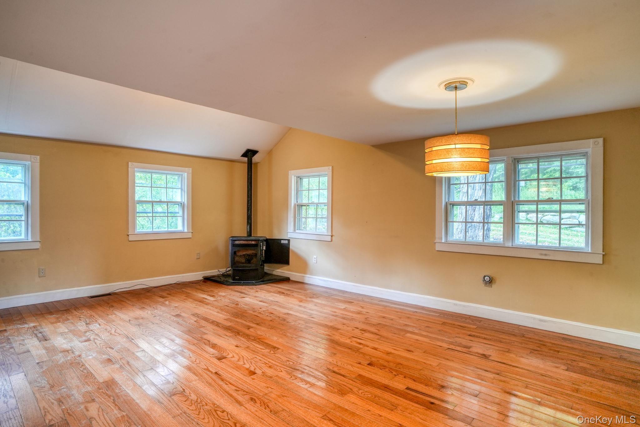 #6 photo, 54 Lime Kiln Road, Port Jervis , NY 12771