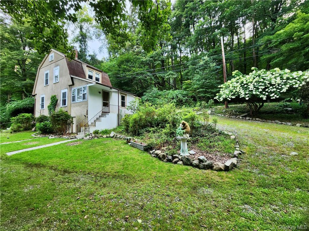 #20 photo, 8 Patterson Hill Road, Tuxedo Park , NY 10987