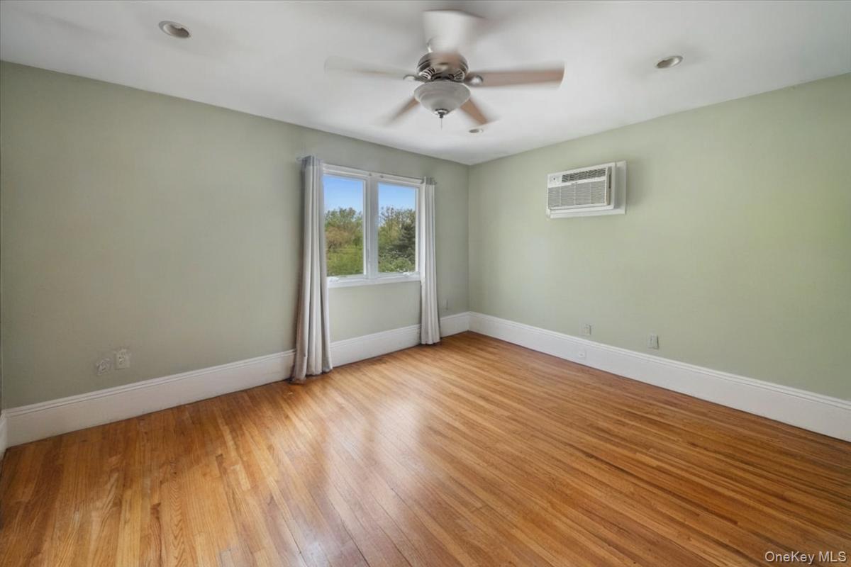 #18 photo, 1096 Midland Avenue, ブロンクス区 Bronxville , NY 10708