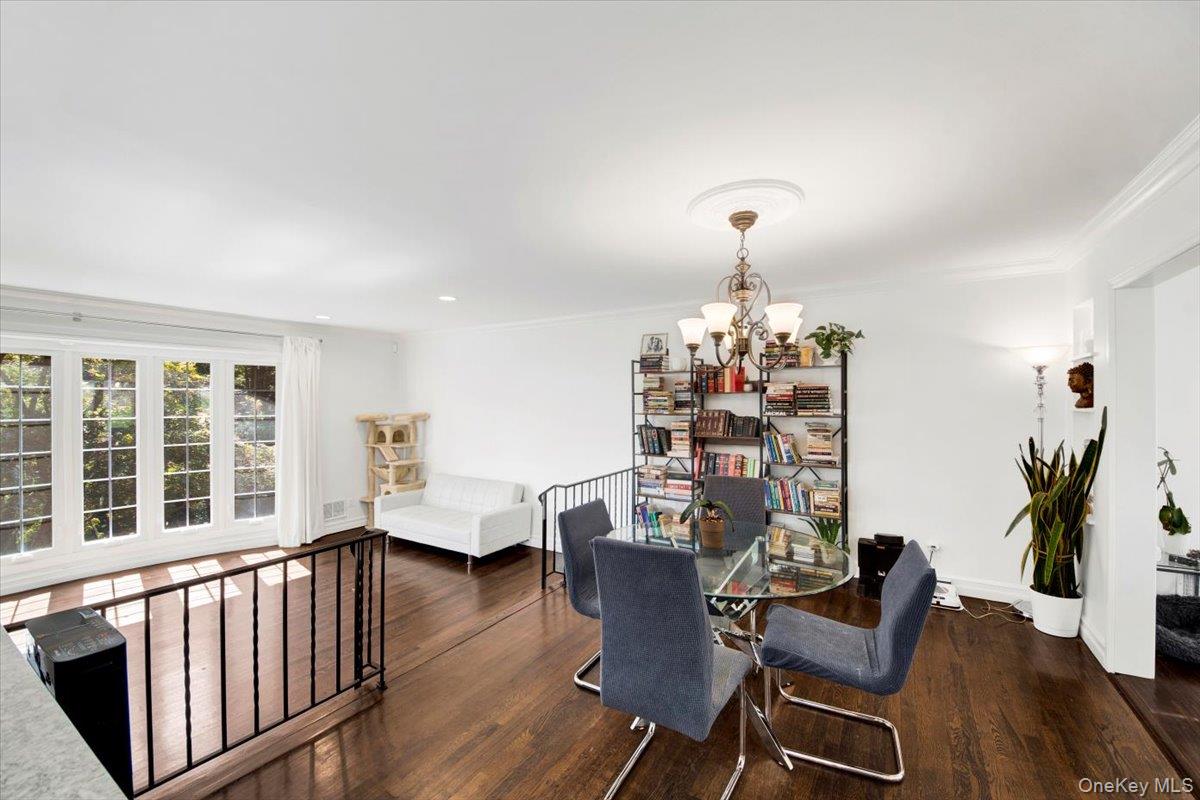 #6 photo, 270 Victory Boulevard, New Rochelle , NY 10804