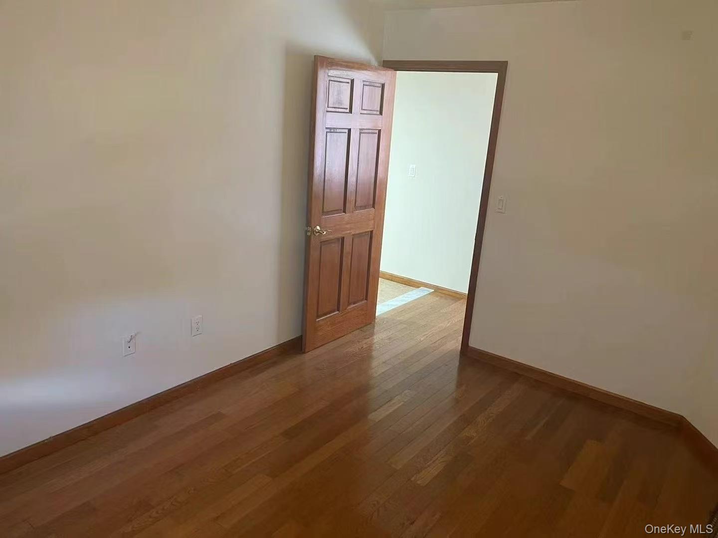 #3 photo, 109-15 Westside Avenue, कोरोना Corona , NY 11368