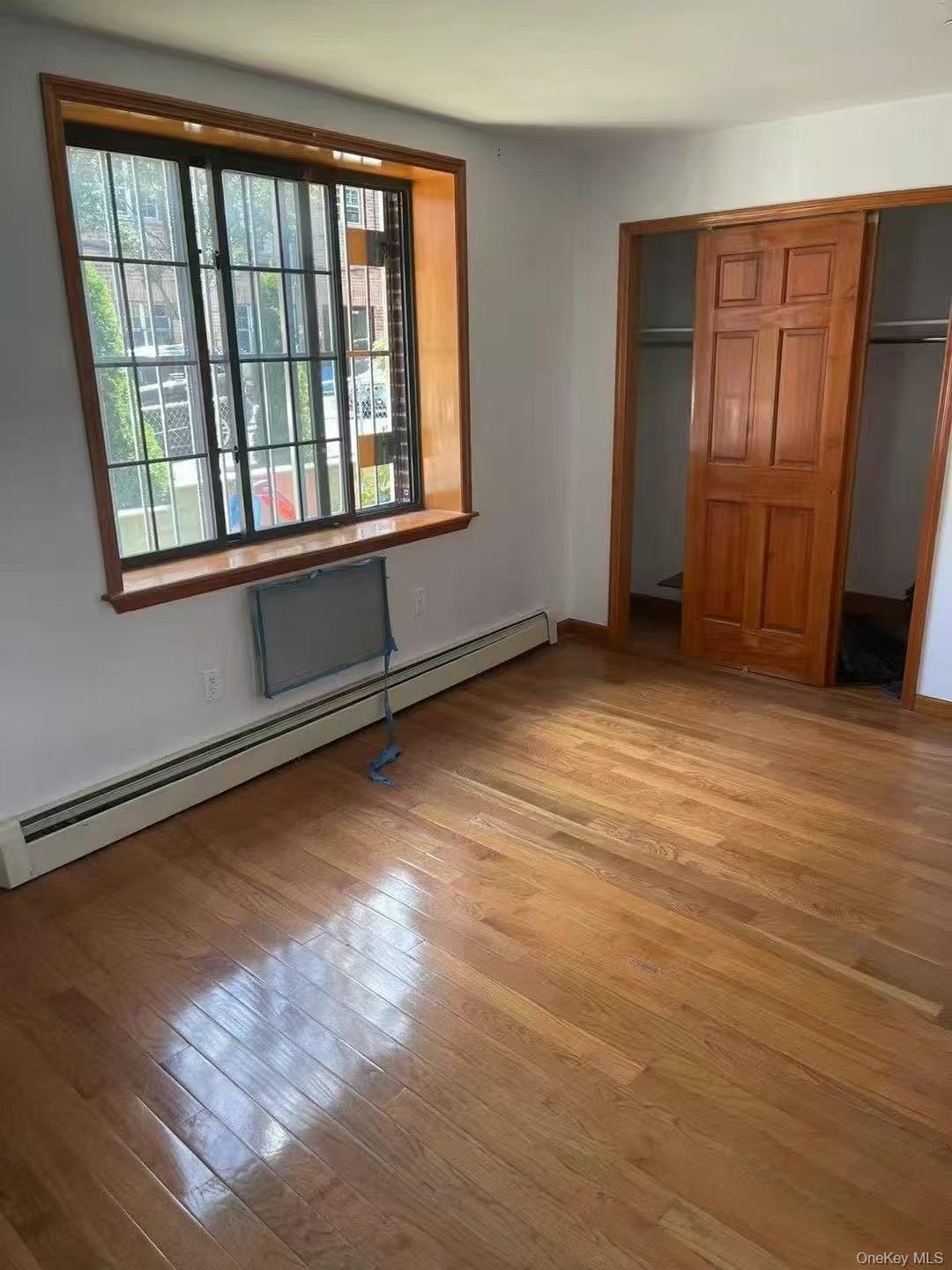 #5 photo, 109-15 Westside Avenue, कोरोना Corona , NY 11368