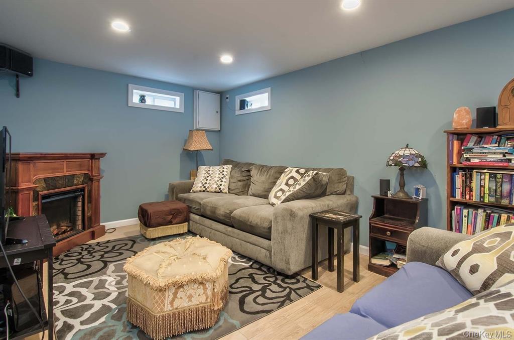 #12 photo, 15 Janet Drive, Plainview , NY 11803