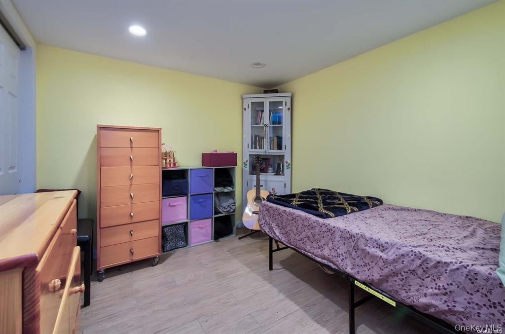 #18 photo, 15 Janet Drive, Plainview , NY 11803