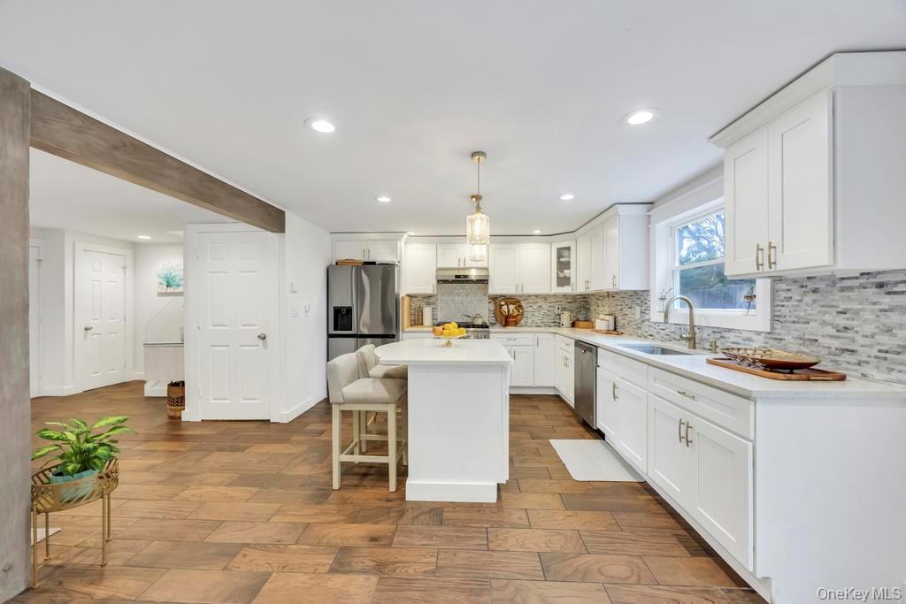 #12 photo, 37 Fiesta Drive, サフォーク郡 Centereach , NY 11720