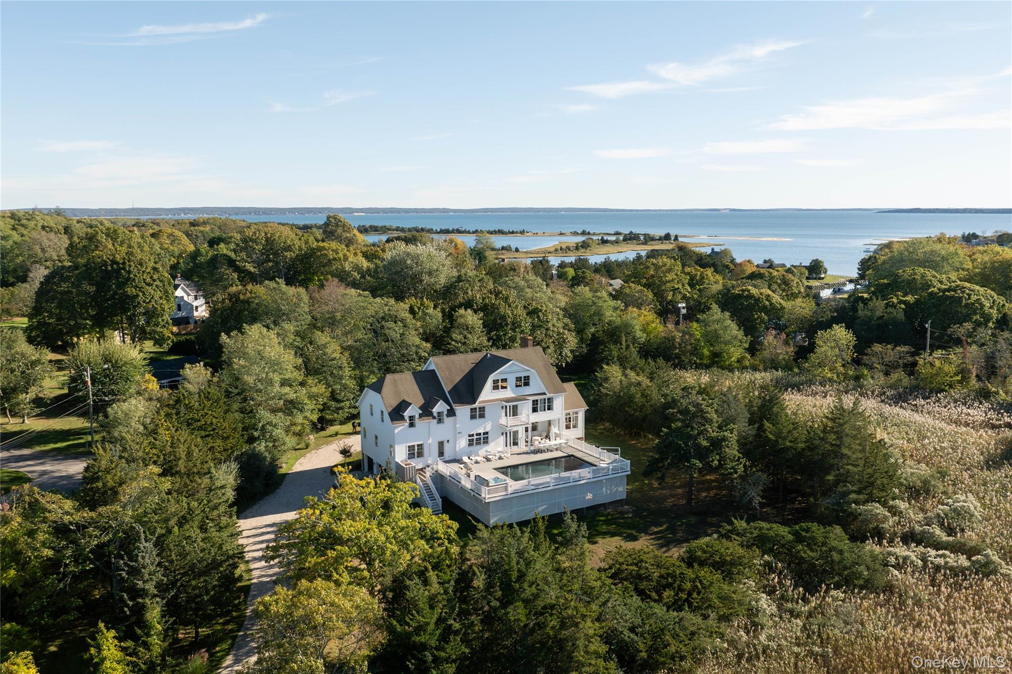 #1 photo, 105 Waterview Drive, サフォーク郡 Southold , NY 11971