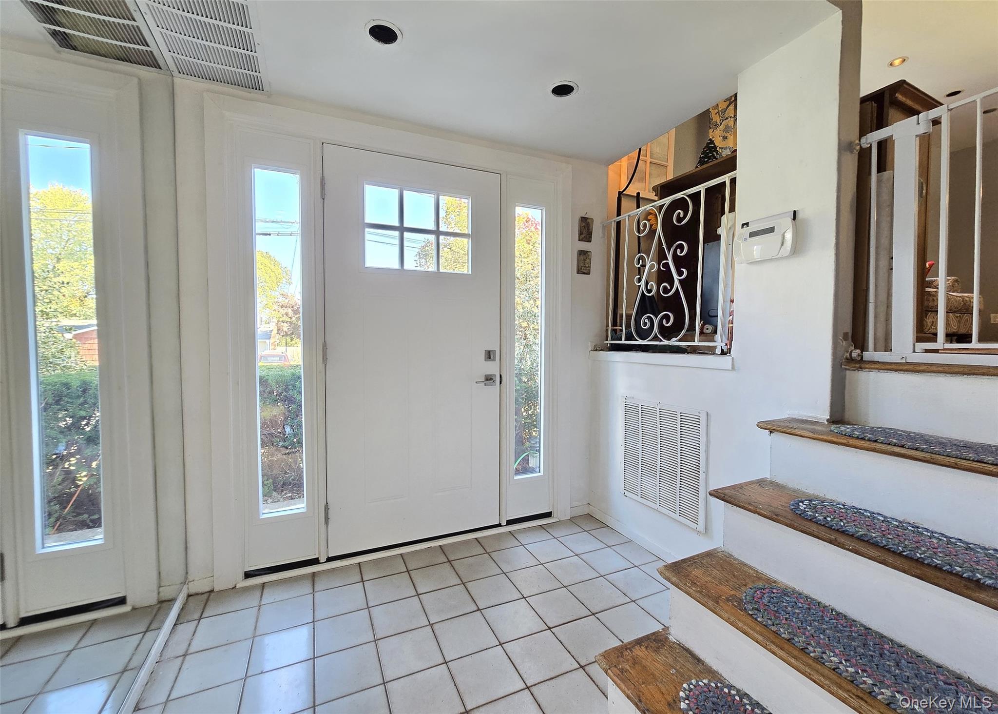 #2 photo, 12 Willow Street, Selden , NY 11784