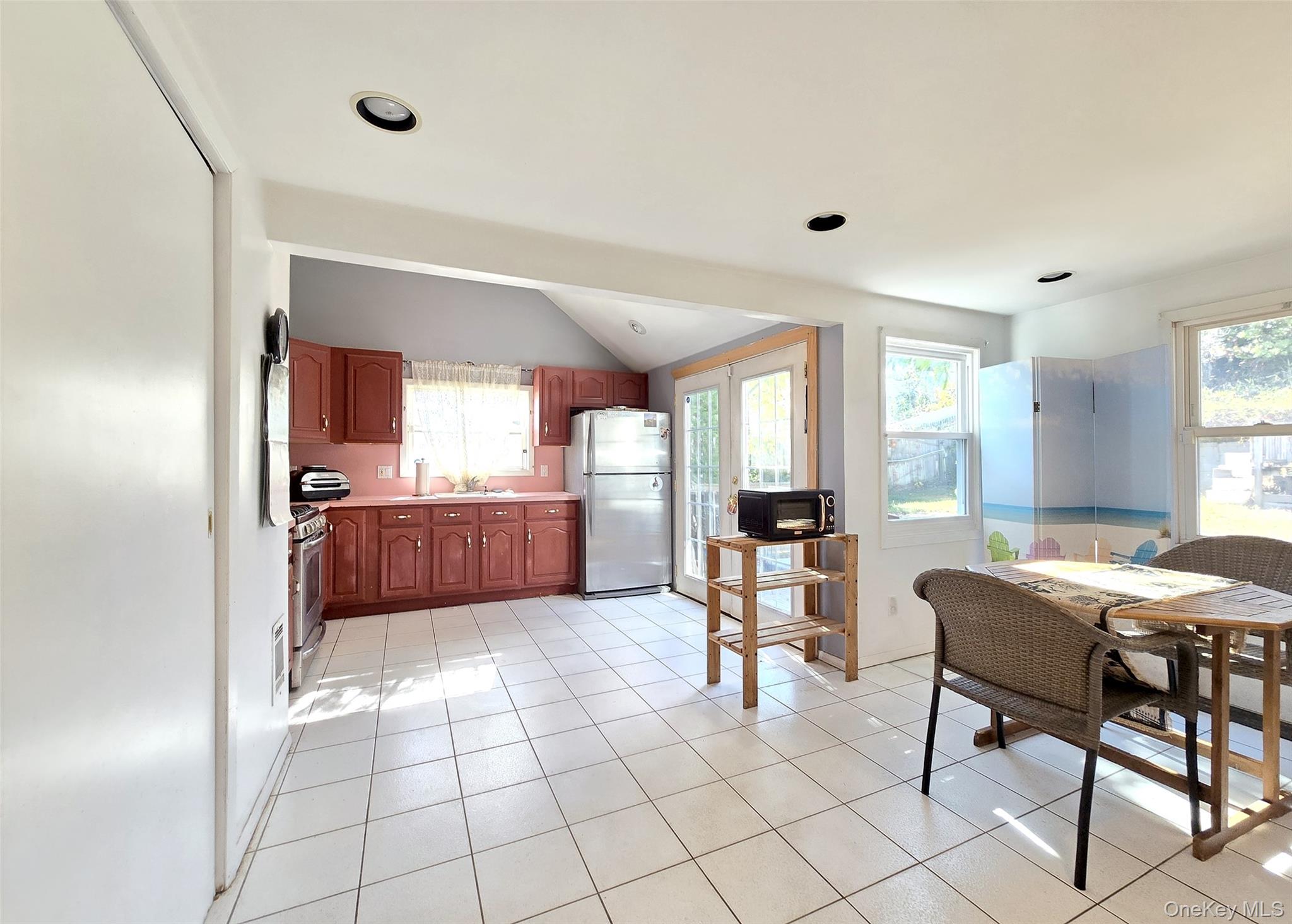 #6 photo, 12 Willow Street, Selden , NY 11784