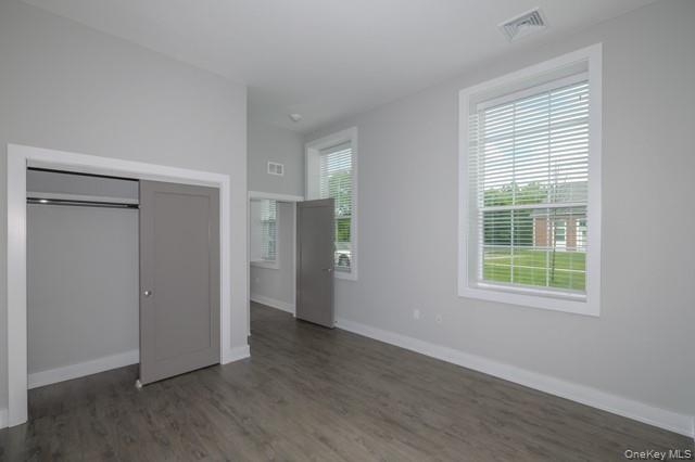 #13 photo, 75 Circle Drive, サフォーク郡 Central Islip , NY 11722