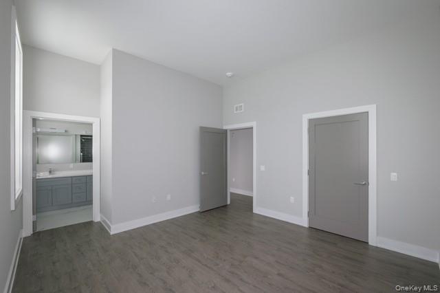 #9 photo, 75 Circle Drive, サフォーク郡 Central Islip , NY 11722