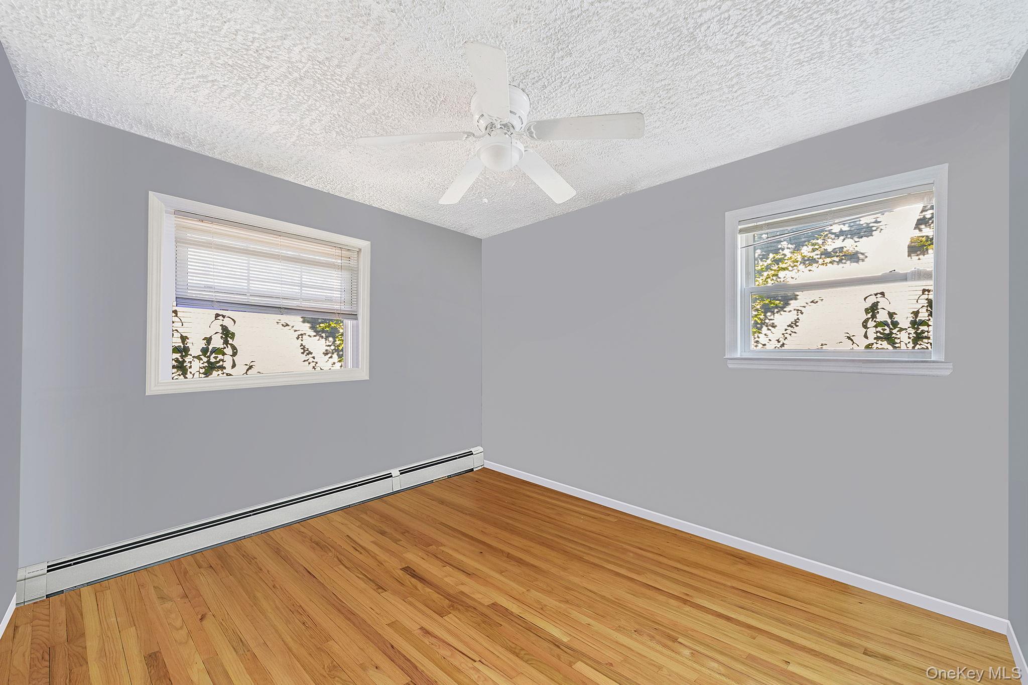 #9 photo, 112 Cleveland Street, Bay Shore , NY 11706