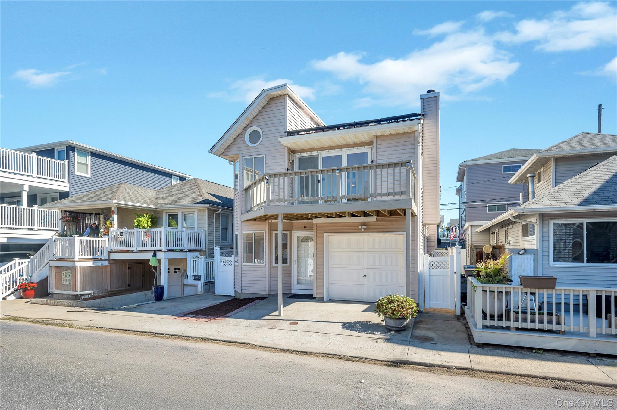 #3 photo, 28 Michigan Street, Long Beach , NY 11561