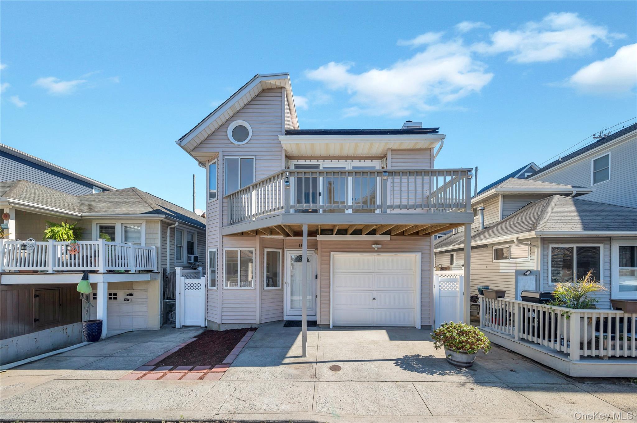 #4 photo, 28 Michigan Street, Long Beach , NY 11561