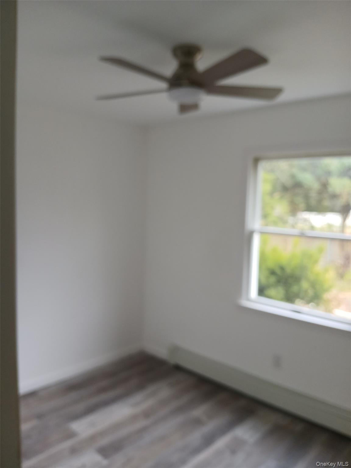 #8 photo, 49 Swezey Street, サフォーク郡 Patchogue , NY 11772