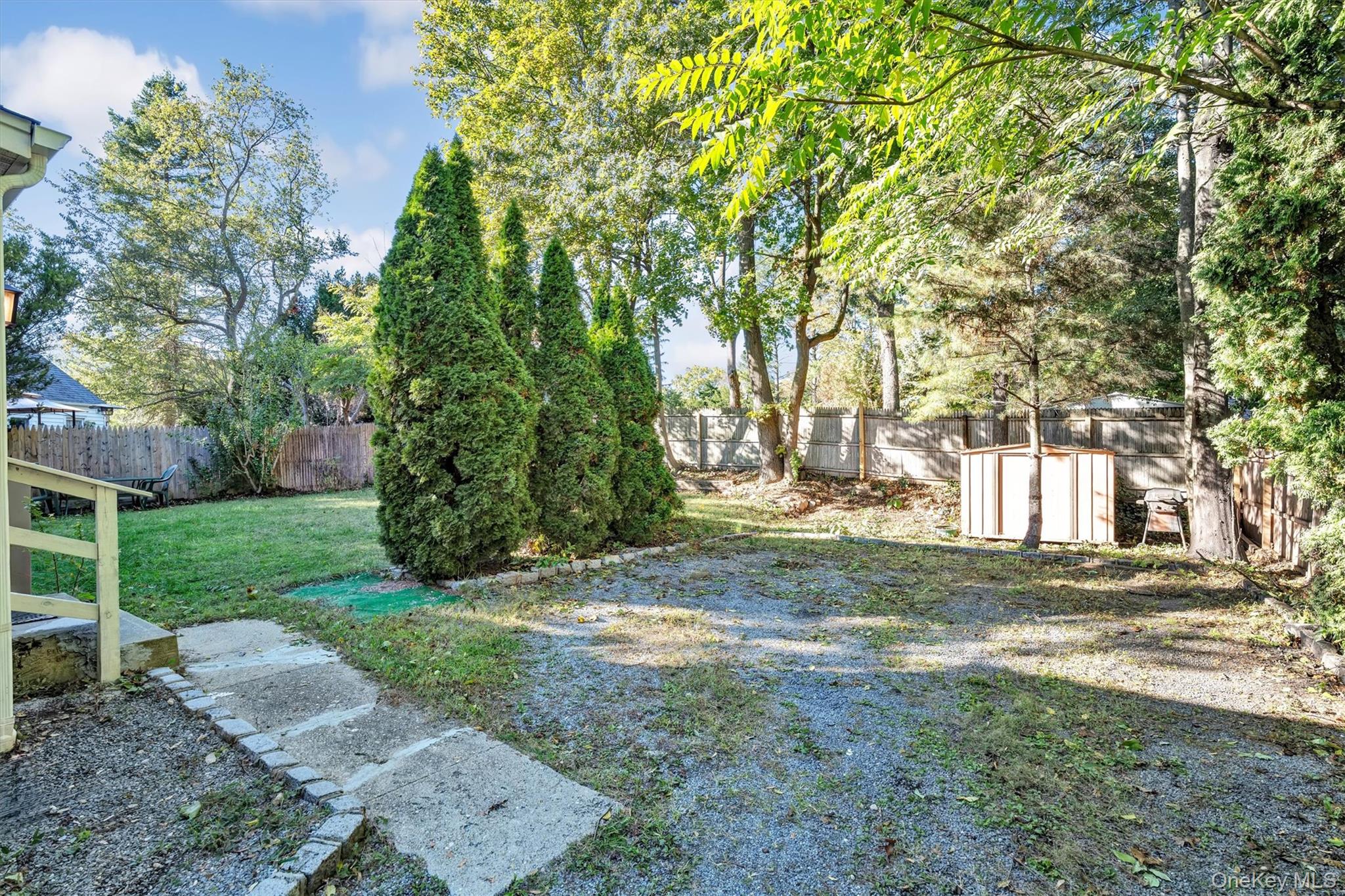 #15 photo, 5 Waywood Place, Huntington Station , NY 11746