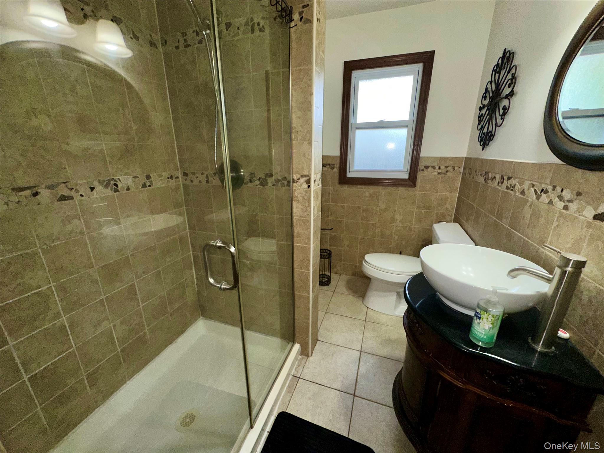 #11 photo, 1316 McClure Avenue, ナッソー郡 Elmont , NY 11003