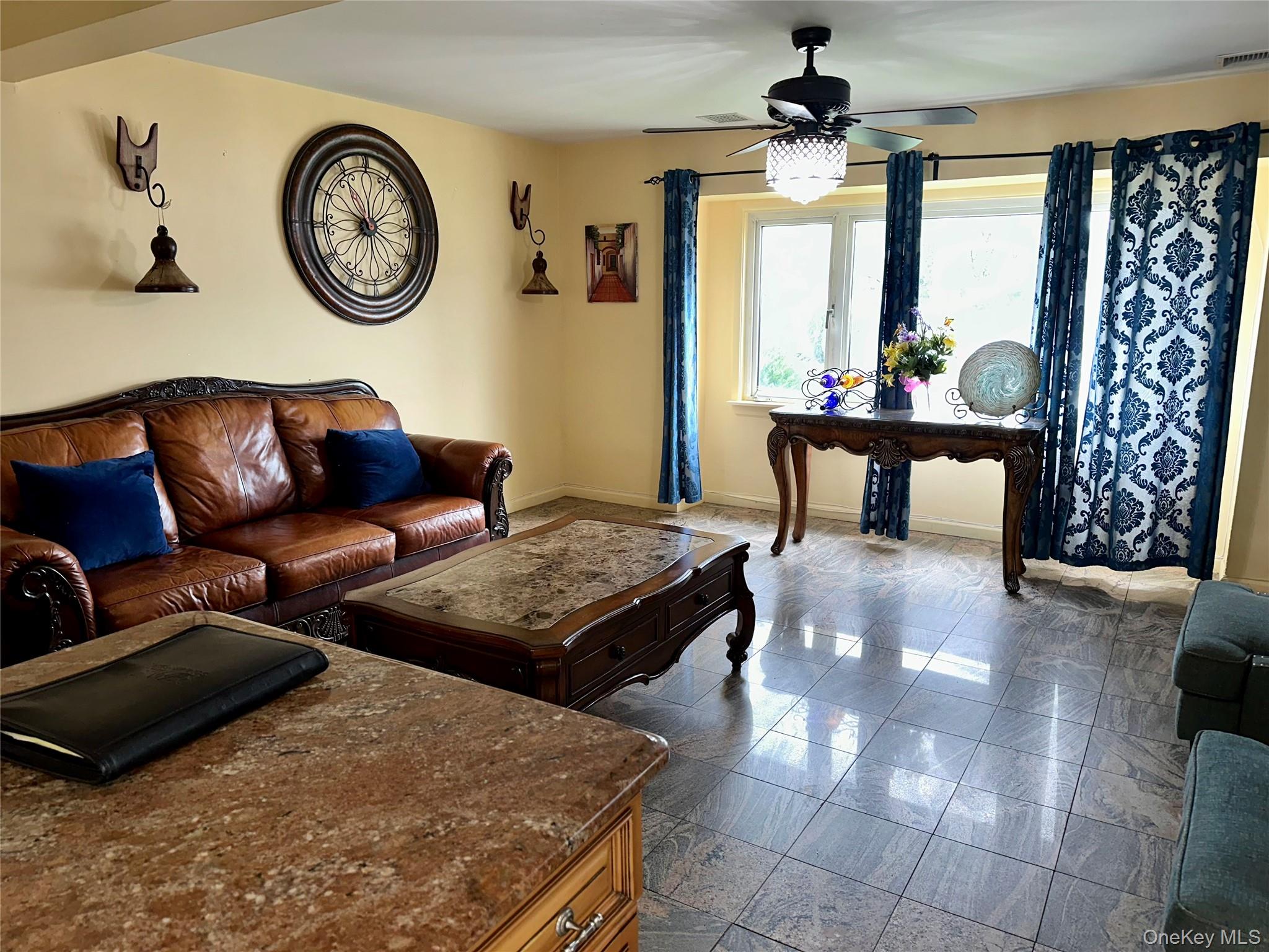 #7 photo, 1316 McClure Avenue, ナッソー郡 Elmont , NY 11003