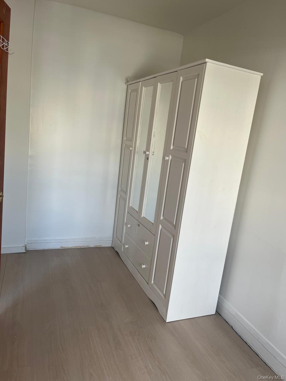 #3 photo, 93-08 74TH PL, Woodhaven , NY 11421