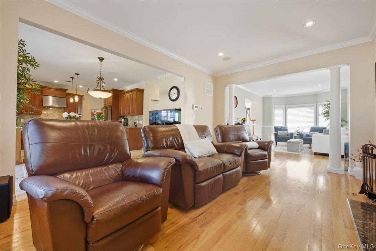 #17 photo, 1615 Belmont Avenue, ナッソー郡 New Hyde Park , NY 11040